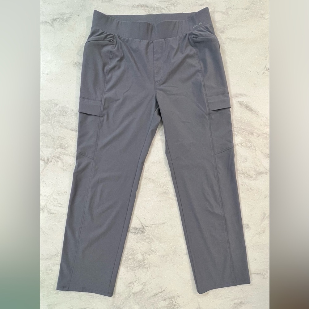 EUC Eddie Bauer Incline Utility Capris Grey Size 10 Tall